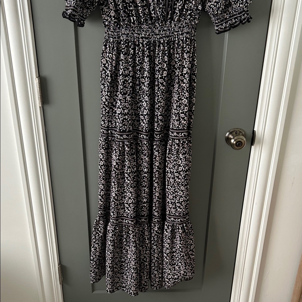 Max Studio Black and White Patterned Midi Dress Size Medium - Picture 6 of 7